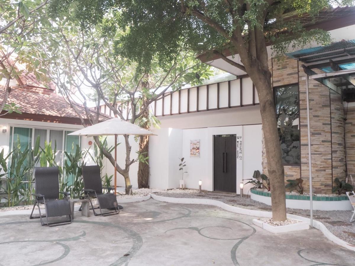 Baan Weekday Private 02 Hotel Чиангмай Екстериор снимка
