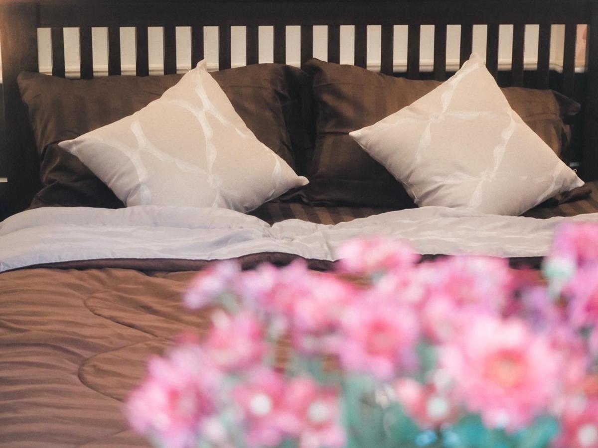 Baan Weekday Private 02 Hotel Чиангмай Екстериор снимка