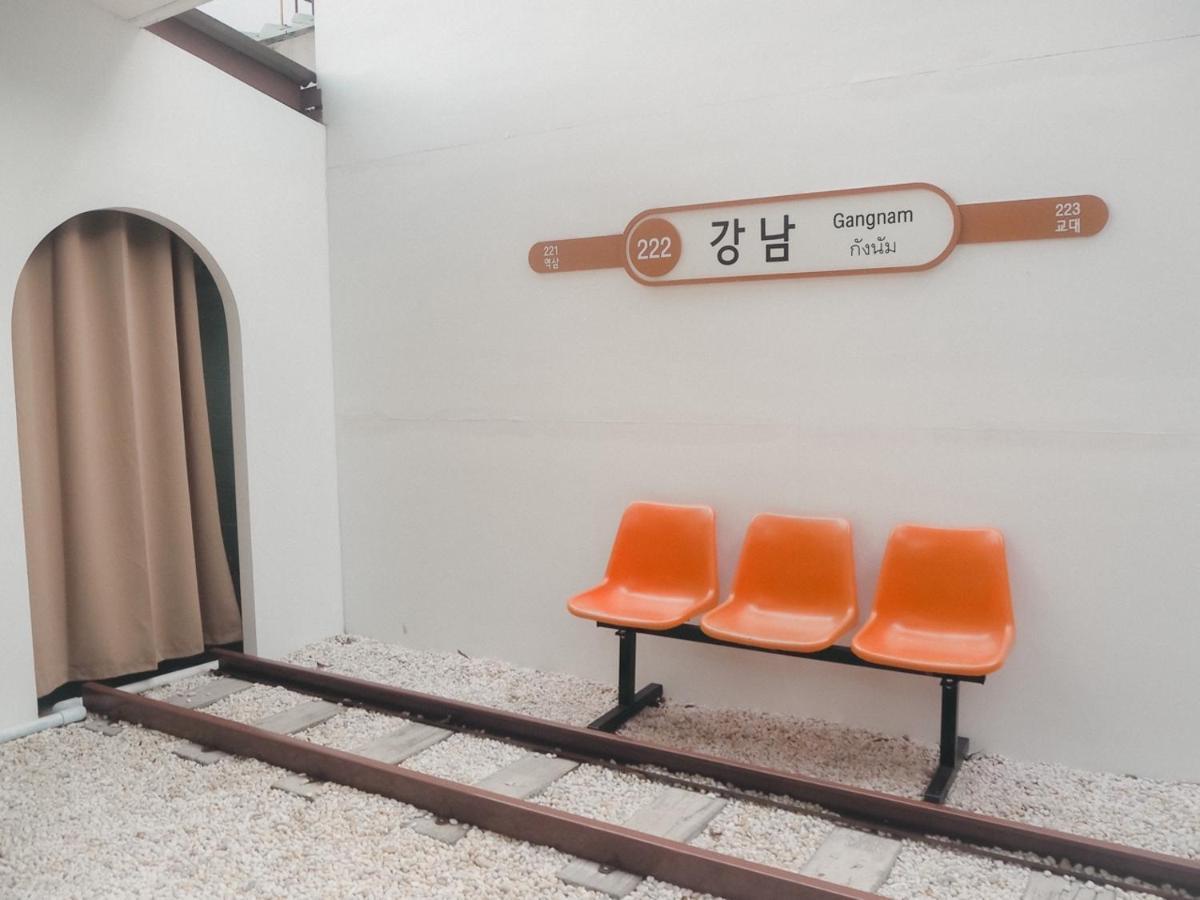 Baan Weekday Private 02 Hotel Чиангмай Екстериор снимка